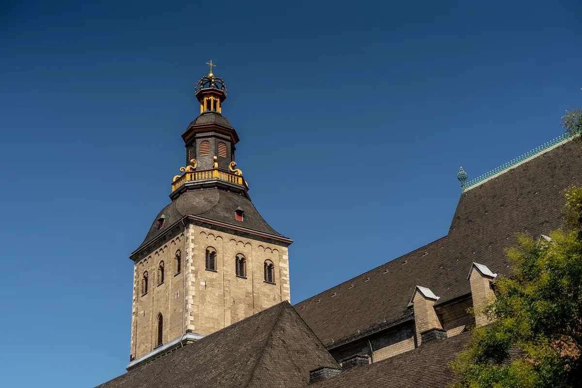 Kirchturm der St. Ursula in Köln Altstadt Nord