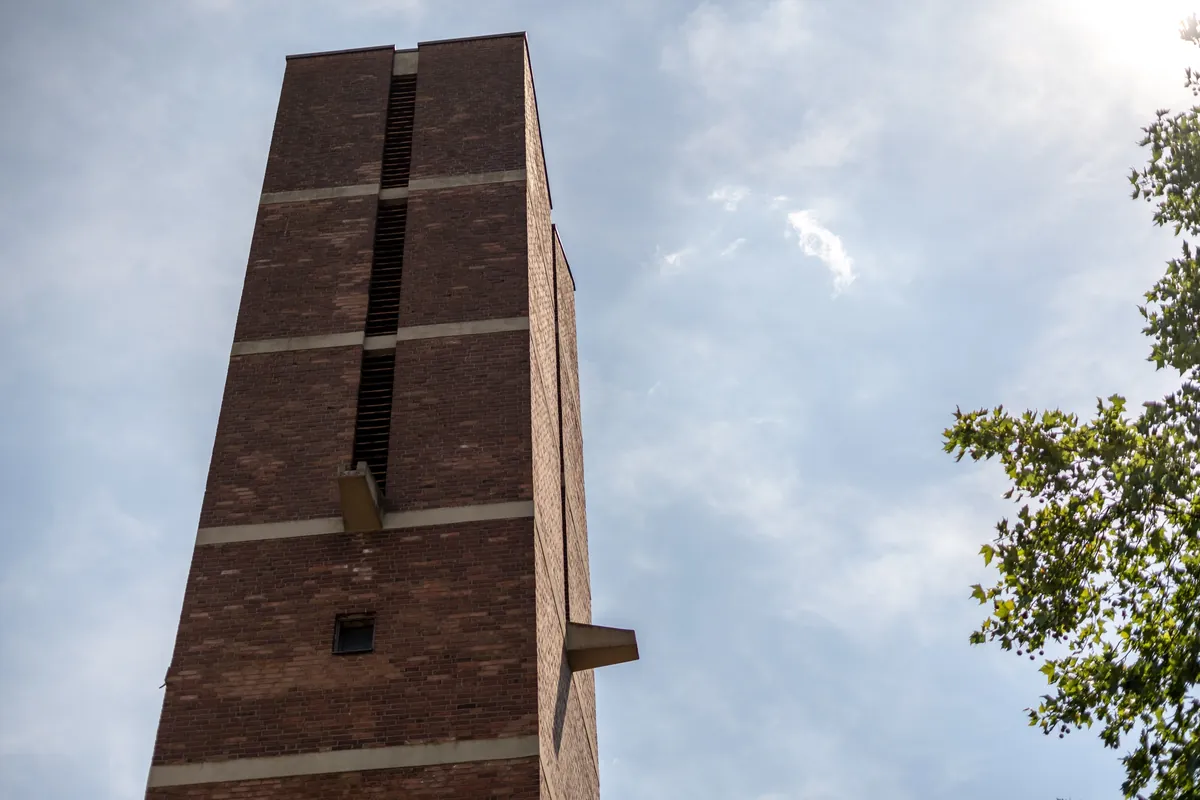 Kirchturm der St. Marien in Köln Weiden