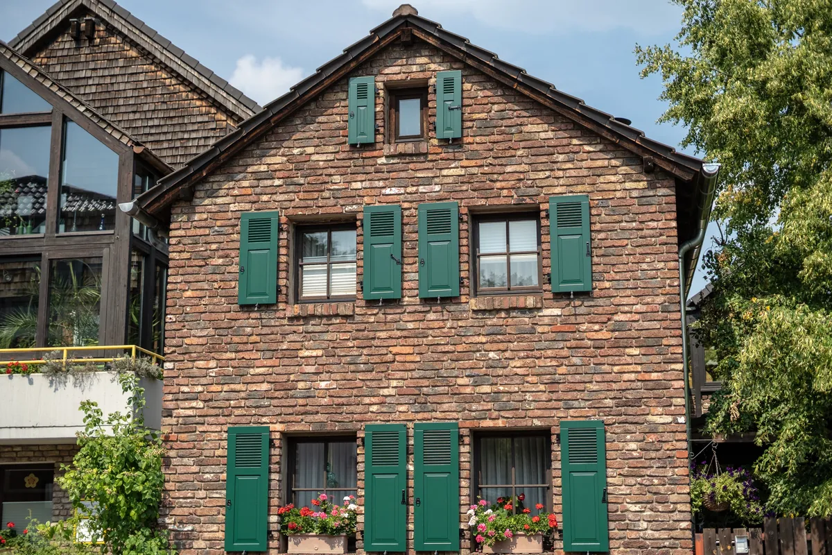 Backsteinhaus in Köln Weiß